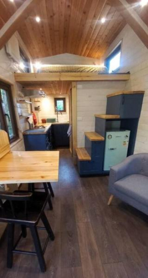 Tiny House nueva en el bosque a 6 min de Pucón
